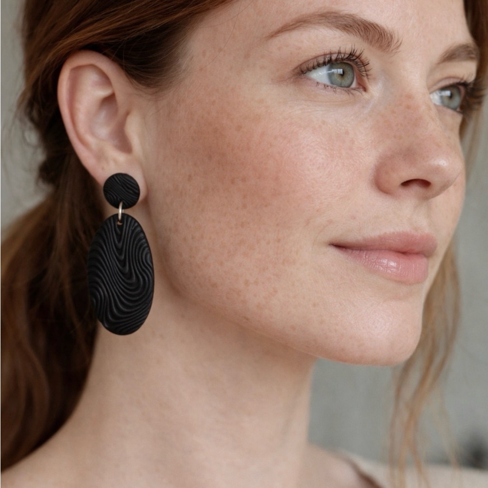 Elegant Black Oval Earrings